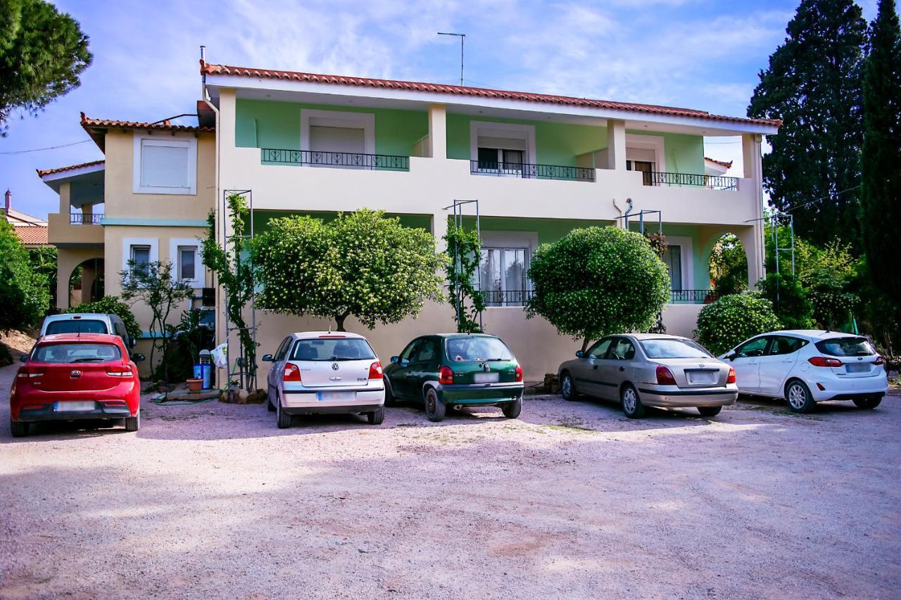 Kleidas Apartments Thymiana Exterior photo